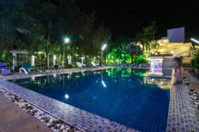 Отель Natural Beach Hotel Pattaya  Паттайя